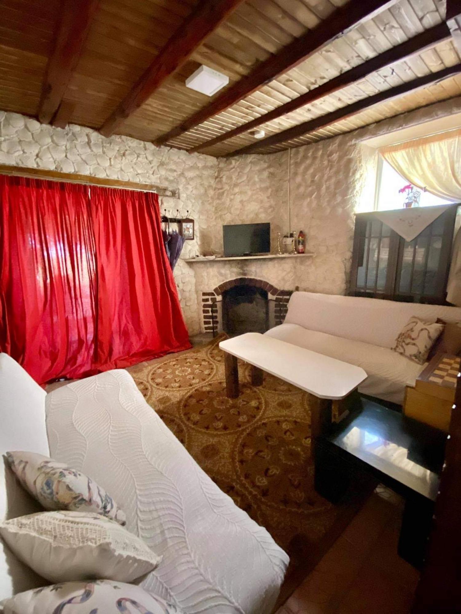 Saint Nicholas Heights Chakistra Екстериор снимка